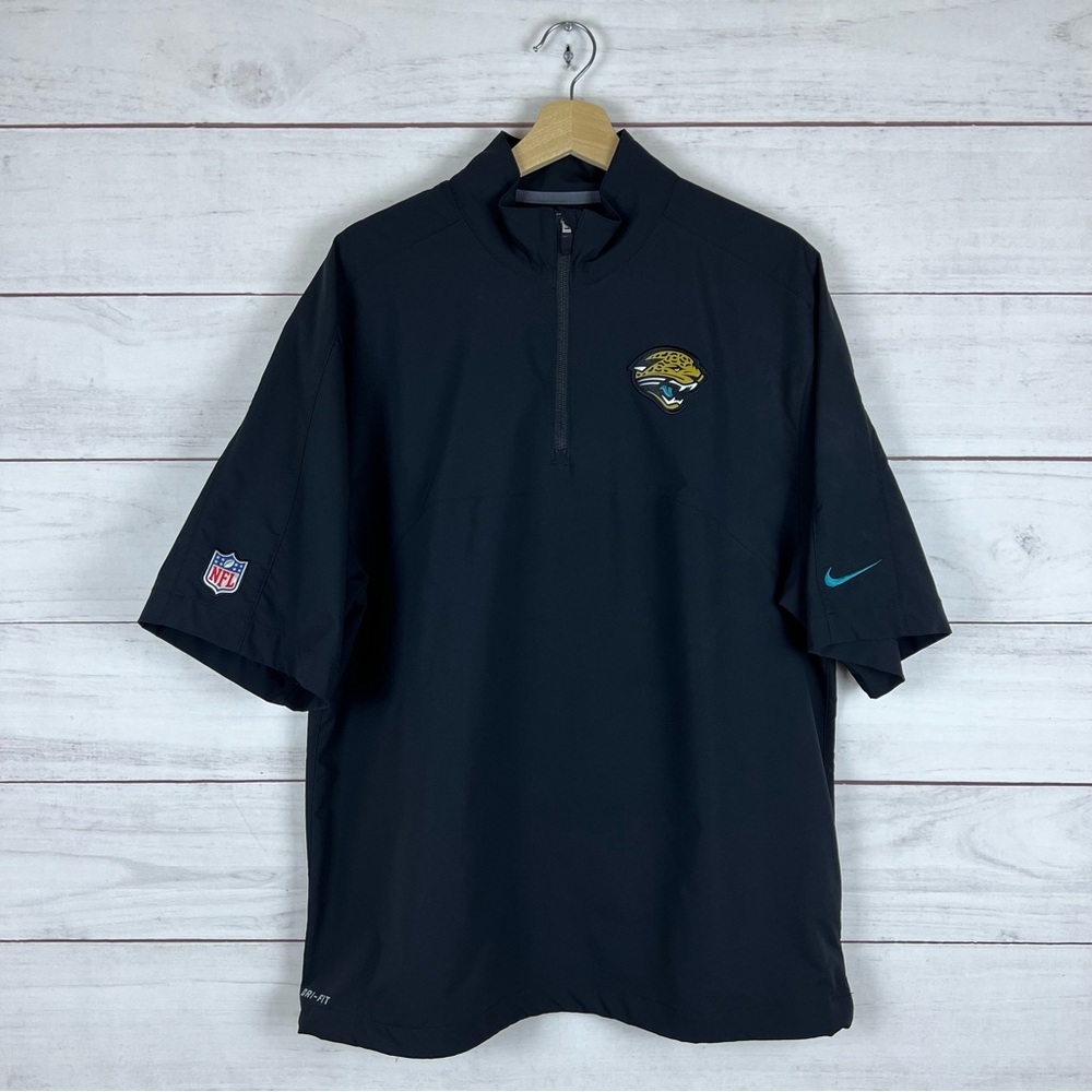 Jacksonville Jaguars Team Issued Nike NFL 1/4 Zip Short Sleeve Windbreaker